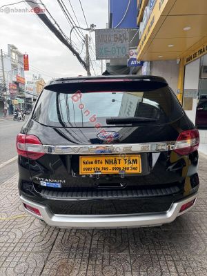 Xe Ford Everest Titanium 2.0L 4x2 AT 2018