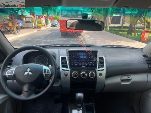 Xe Mitsubishi Pajero Sport G 4x2 AT 2015