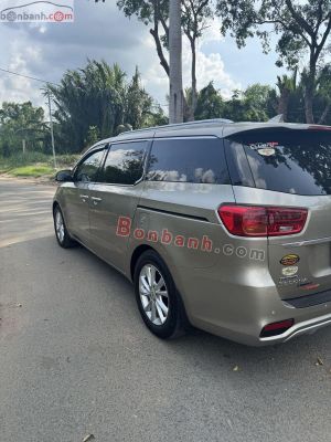 Xe Kia Sedona 2.2 DAT Luxury 2019