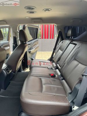 Xe Nissan Terra V 2.5 AT 4WD 2018