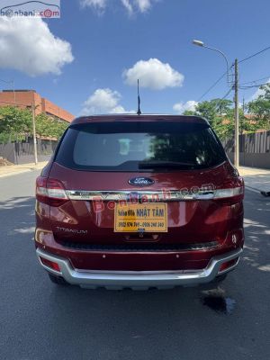 Xe Ford Everest Titanium 2.2L 4x2 AT 2017