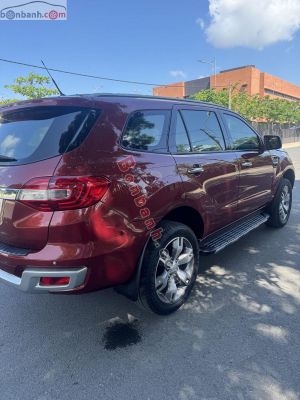 Xe Ford Everest Titanium 2.2L 4x2 AT 2017